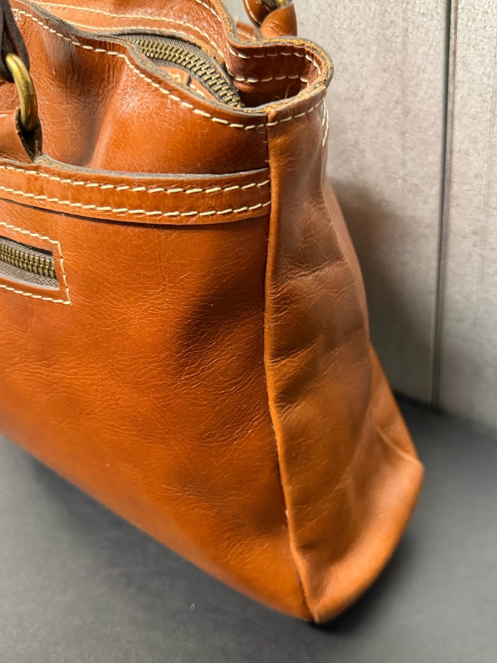 Patricia Nash Leather Shoulder Bag Brown Tooled Logo Tote - Picture 4 of 10